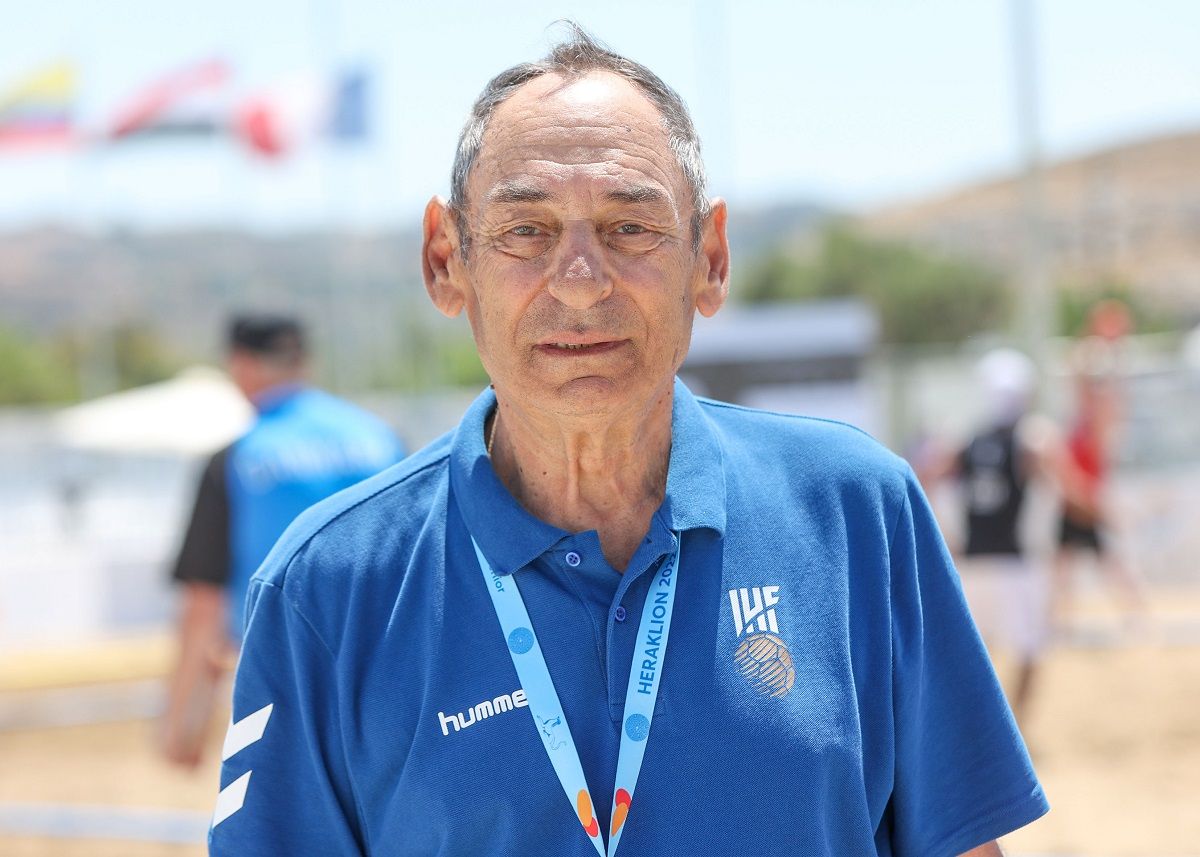 ΠΑΝΟΣ ΑΝΤΩΝΙΟΥ: «ΚΑΝΑΤΕ ΤΗΝ ΕΡΗΜΟ ΣΤΟΛΙΔΙ»