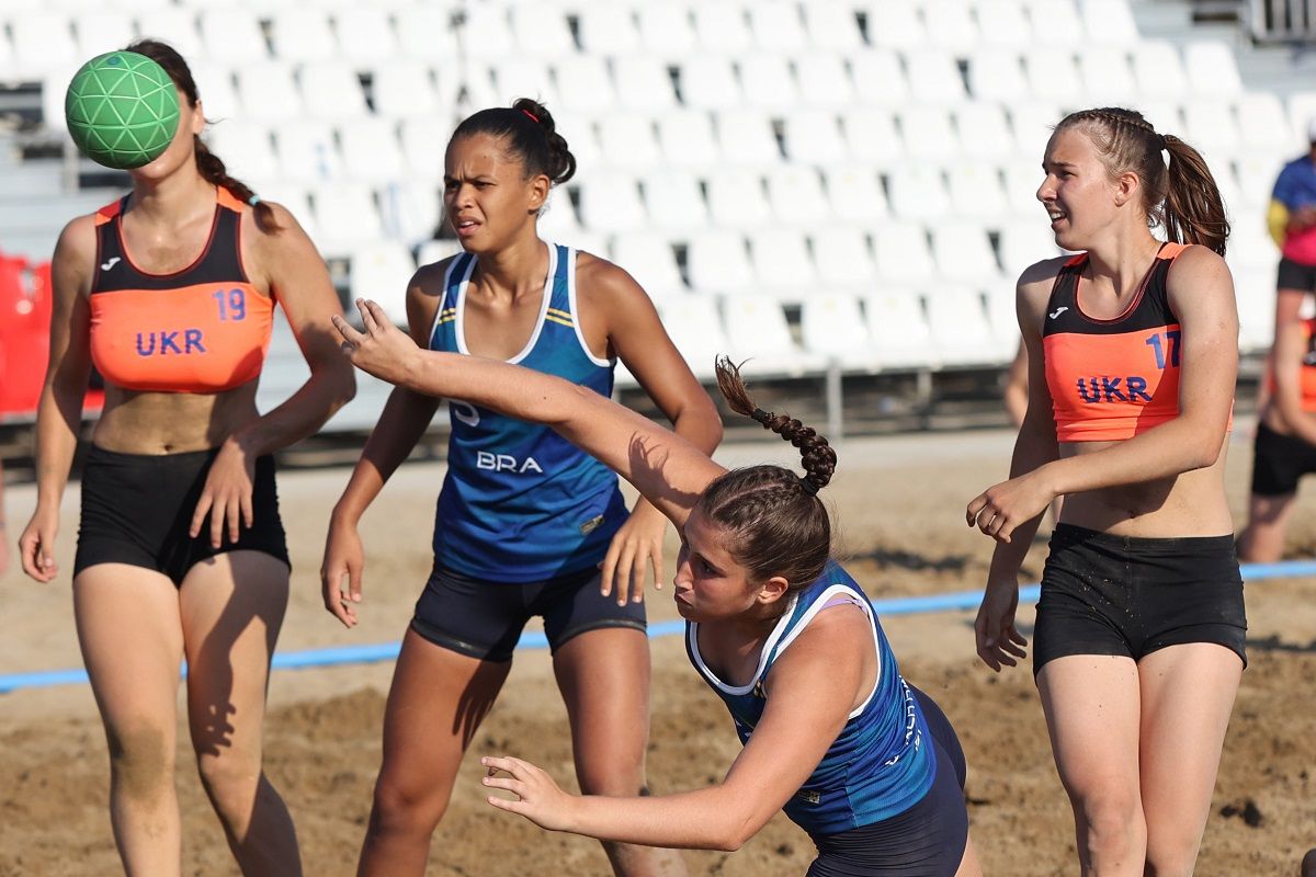 BRAZIL - UKRAINE (W-U18)