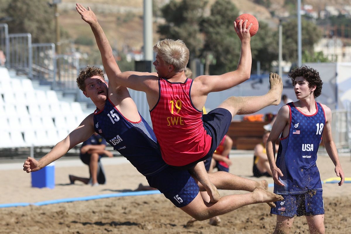 USA - SWEDEN (M-U18)